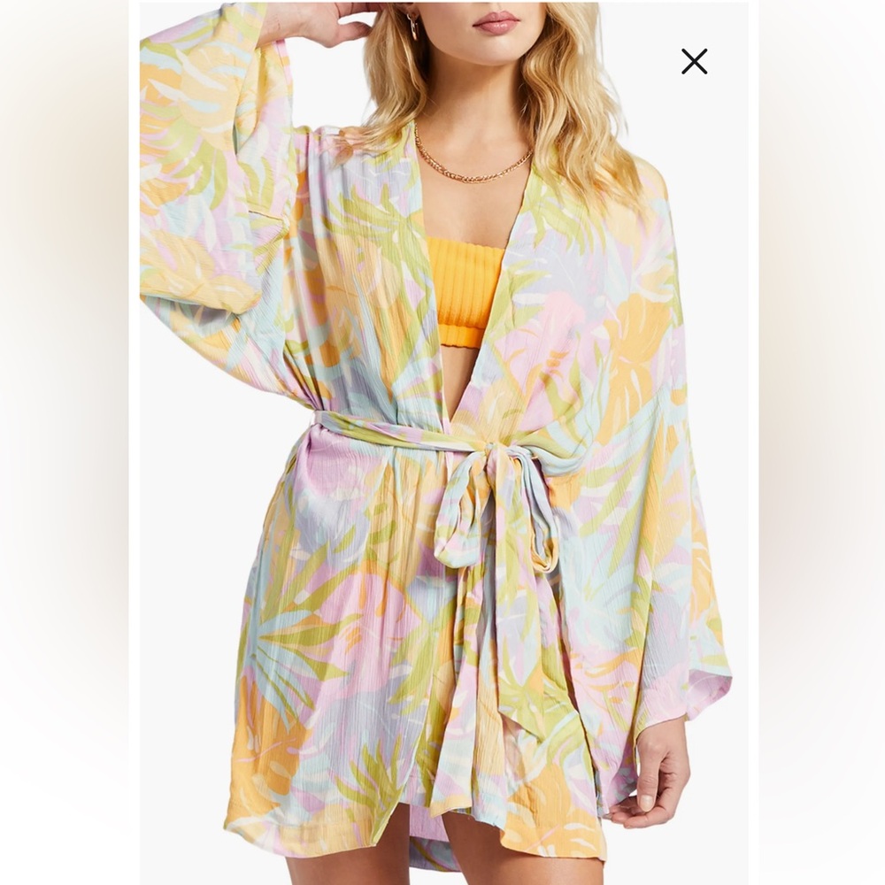 Billabong x Sun Chasers Loveland Floral Cover-Up Wrap